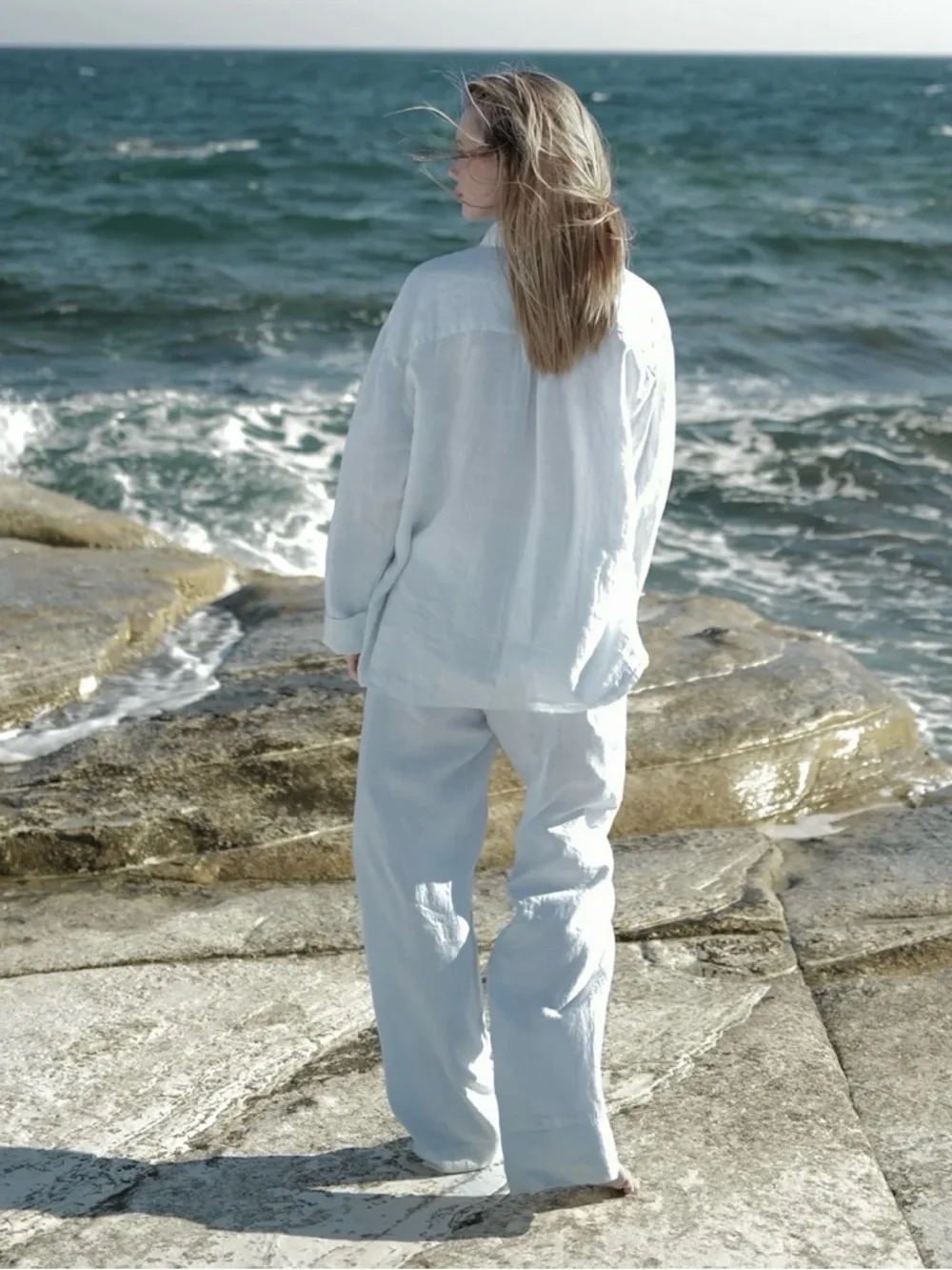 Soft Linen Set with Shell Buttons - Picture 16 of 16